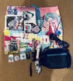 初音ミク マジカルミライ グッズセット 非売品あり 法被 サコッシュ ペンライト