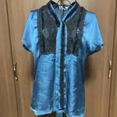 週末セール　オースチンリード刺繍・スパンコール装飾ブラウス美品のサムネイル