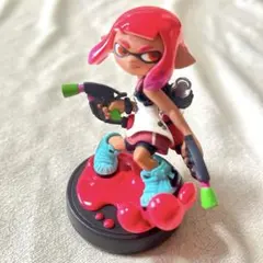 【美品】 amiiboネオンピンクガール スプラトゥーン　アミーボ 限定色