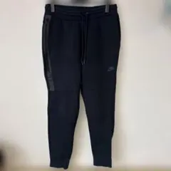 ナイキ ブラック テックフリース ジョガーパンツ L