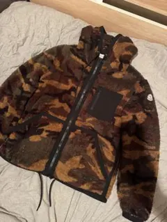 極美品 モンクレール MONCLER パーカー 総柄/アヒル柄 ワッペン S〜M 