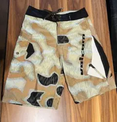 サーフパンツ 水着