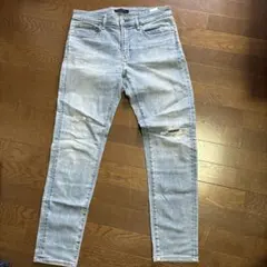 UNIQLO ライトブルー スキニーダメージデニムパンツ