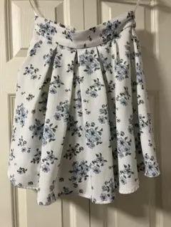 【Honeys】ホワイト×ブルー♪花柄♪キュロットスカート＊【美品】Lサイズ☆