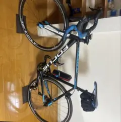 FOCUS ロードバイクのサムネイル