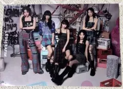 LE SSERAFIM（ル セラフィム）クリアファイル