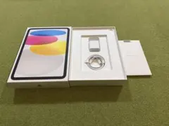iPad A16 (第11世代) 箱と充電器、充電ケーブル付き