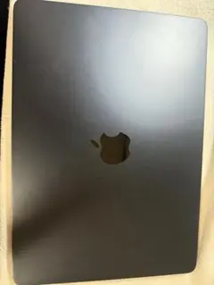 美品【MacBookAir】M2 13インチ 16GB/256GB ミッドナイトのサムネイル
