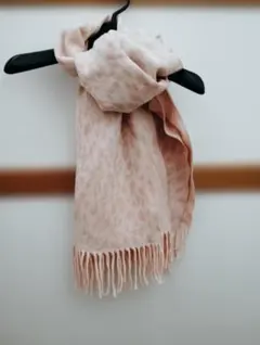 淡いピンク レオパード柄 マフラー