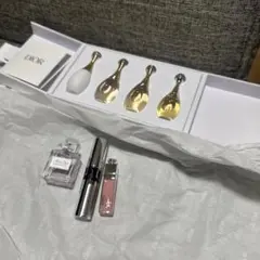 Diorクリスタル会員　バースデーギフト ジャドール　ミニコスメ　ミスディオール
