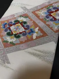 【銘品新品】西陣老舗機元「織昌みやび謹製」 「爪掻き本綴れ」「天井格宝相華文様」