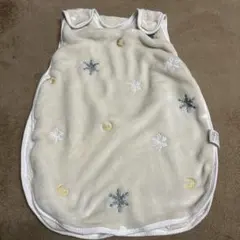 ケラッタ　ベビースリーパー 雪の結晶と月の刺繍