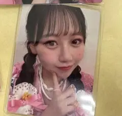 松本かれん　まつかれ　アロハ衣装　TikTok トレカ　おさげ