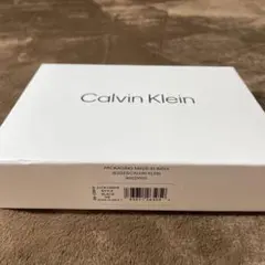 Calvin Klein31CK130009 二つ折小銭いれ付き財布のサムネイル