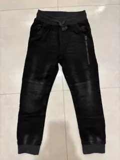 Item thumbnail for item 75b5d499-4fd0-4e6d-bcca-9587b0601804