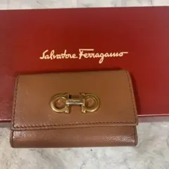 Salvatore Ferragamo ブラウンキーケース　レザー