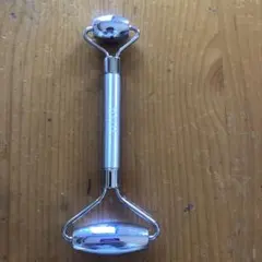 Item thumbnail for item 9927b6ec-6cc9-4aaa-9779-40e287c4acb9