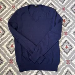 UNIQLO ネイビー カシミア100% Vネックセーター Mサイズ