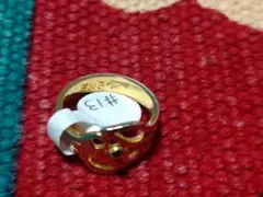 エリッカニコラスビケイ　真鍮デザインリング