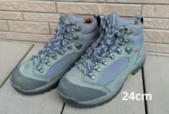 Item thumbnail for item 6f04435d-dbec-4993-a7a6-c1ae5b9854b7