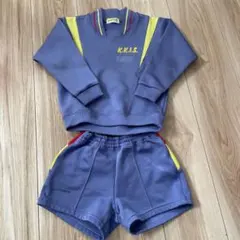 キンダーキッズ　長袖スウェットとショートパンツセット