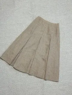 美品 Aquascutum ウール チェックプリーツスカート サイズ9のサムネイル