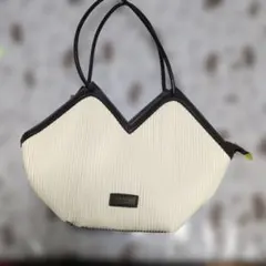 【新品・未使用】プリーツリボンハート型トートバッグ