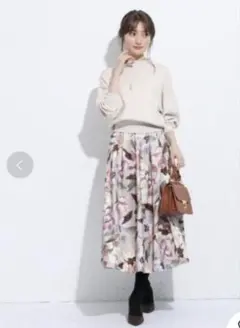 アプワイザーリッシェ ニュアンスフラワータックスカート