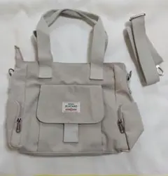 鞄　バッグ　白　新品　未使用