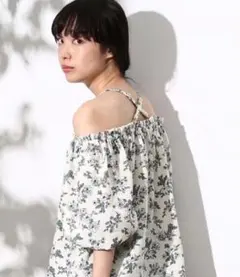 ロペピクニック 2wayストラップ付きオフショルダー花柄ブラウス 38 Mサイズ