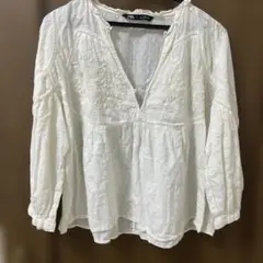 ZARA 刺繍入りホワイト五分袖ブラウス Lサイズ