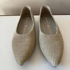 フラットシューズ ポインテッドトゥ ベージュ　VIVALA 25.5cm
