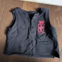 黒いベビーベスト