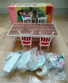 2代目りかちゃんダイニングテーブルの付属品 タカラ|リカちゃん ダイニングテーブル|HARDOFFオフモール