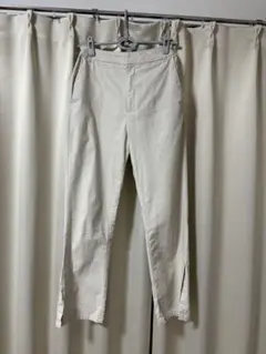 アイボリー スリット入り スラックス LOWRYSFARM