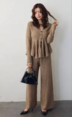 タグあり正規品 frene ベージュ ニット セットアップ