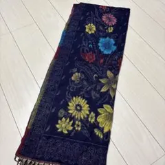カラフル花柄刺繍　ストール　マフラー