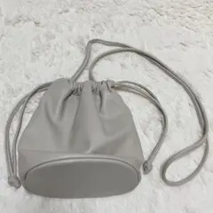 巾着　ショルダーバッグ　アイボリー　軽量