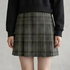 【新品タグ付き】ウールチェックプリーツスカート ディープカーキのサムネイル