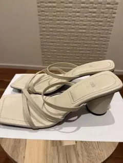 Item thumbnail for item 30ce8865-2728-41f2-81ba-eb6390fad08c