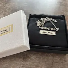 miumiu ネックレスのサムネイル