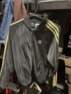 ベロア トラックジャケット adidas