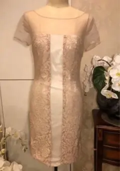 膝丈総レースワンピース披露宴二次会パーティー演奏会ステージ