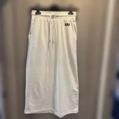 美品格安早い者勝ち！GAP スウェットロングスカート ホワイトアイボリー