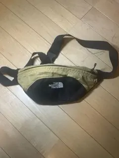 THE NORTH FACE ボディバッグ ベージュ・黒