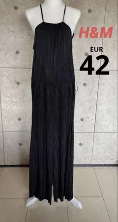 新品タグ付き　H&M オールインワン　レディース　黒のサムネイル