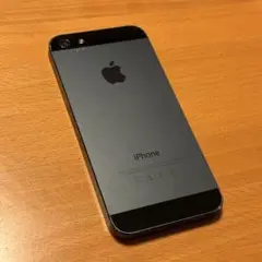Apple iPhone 5 スペースグレー 本体