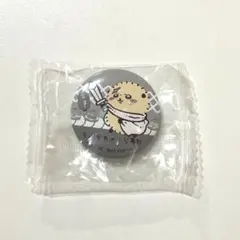 ちいかわ　くら寿司　ビッくらポン　ラッコ　缶バッチ