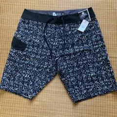 VOLCOM サーフパンツ(未使用品)