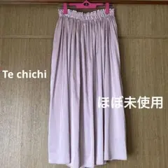 【ほぼ未使用】Te chichi サテンロングスカートのサムネイル